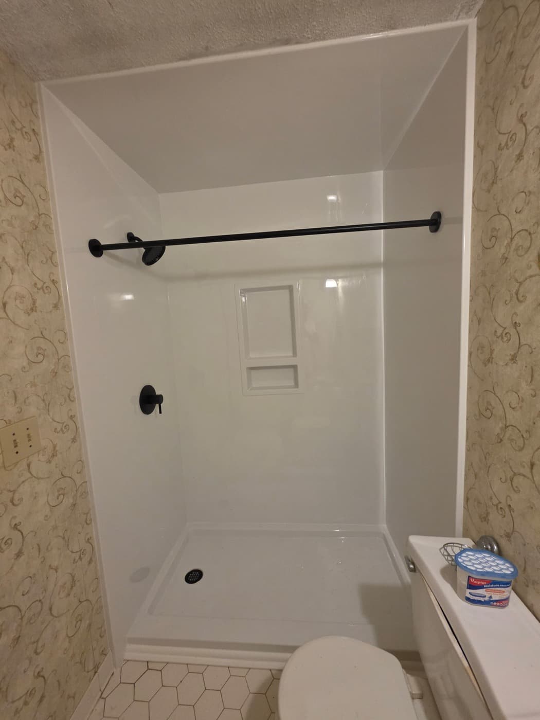 Tub-to-shower conversion in Taylors, SC — the finished bathroom after a one-day Patriot Showers install